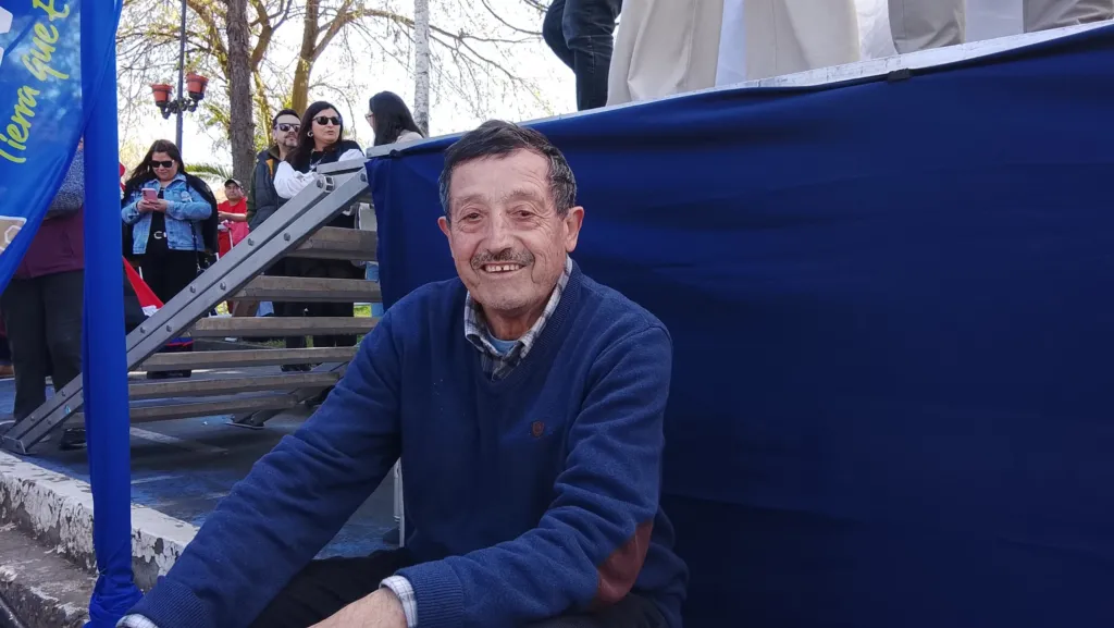 lontue desplego su orgullo y tradicion en multitudinario desfile civico de fiestas patrias 4