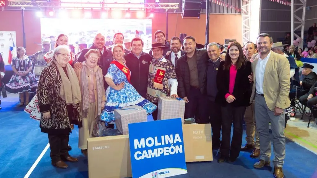 pareja de molina representara al maule en nacional de cueca 2